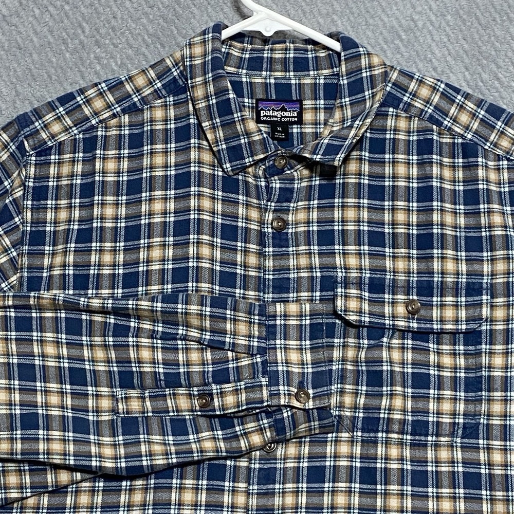PATAGONIA Mens Shirt XL Plaid Button Down Long Sleeve Flannel Organic Cotton